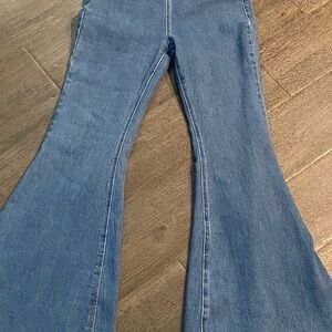 Classic Blue Flared Jeans